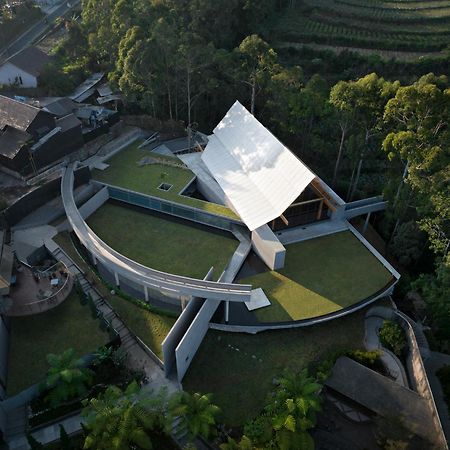 Sunsetfalls Gardens And Resort Magelang Exterior foto