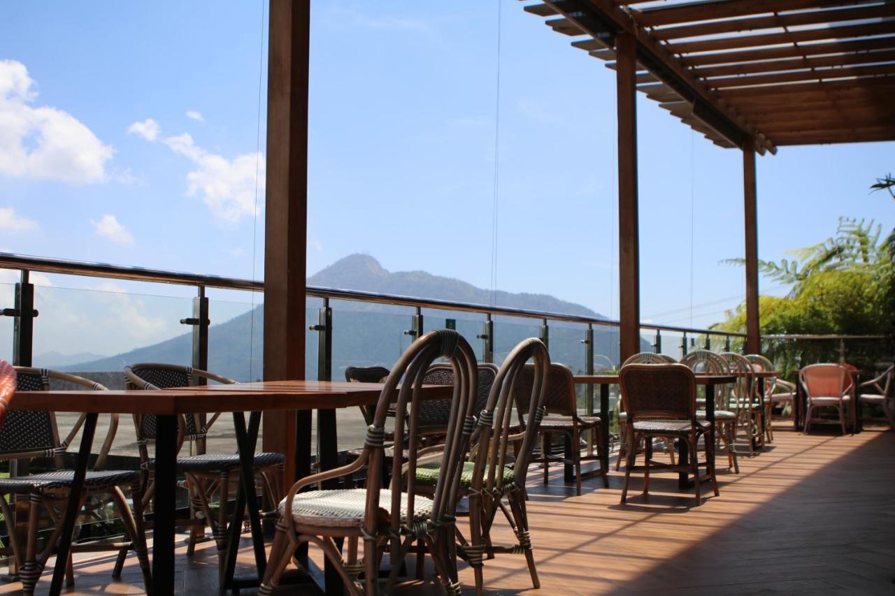 Sunsetfalls Gardens And Resort Magelang Exterior foto